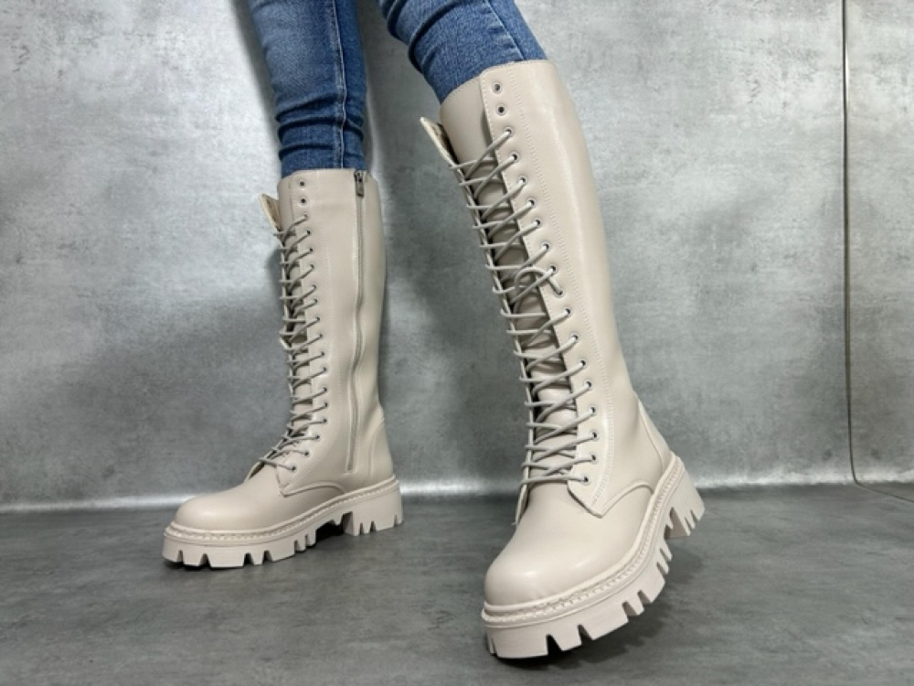 Ženske duge bež čizme